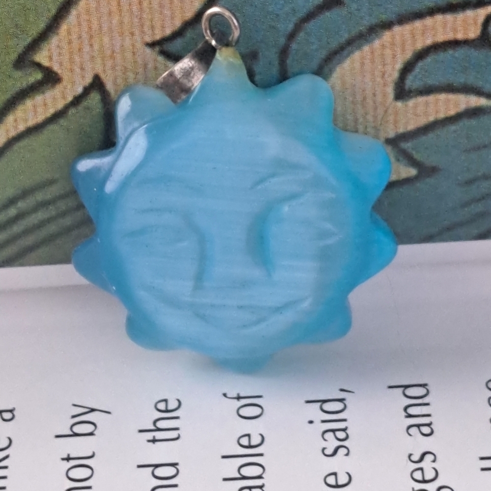 Blue semiprecious carved sun - Picture 4 of 6